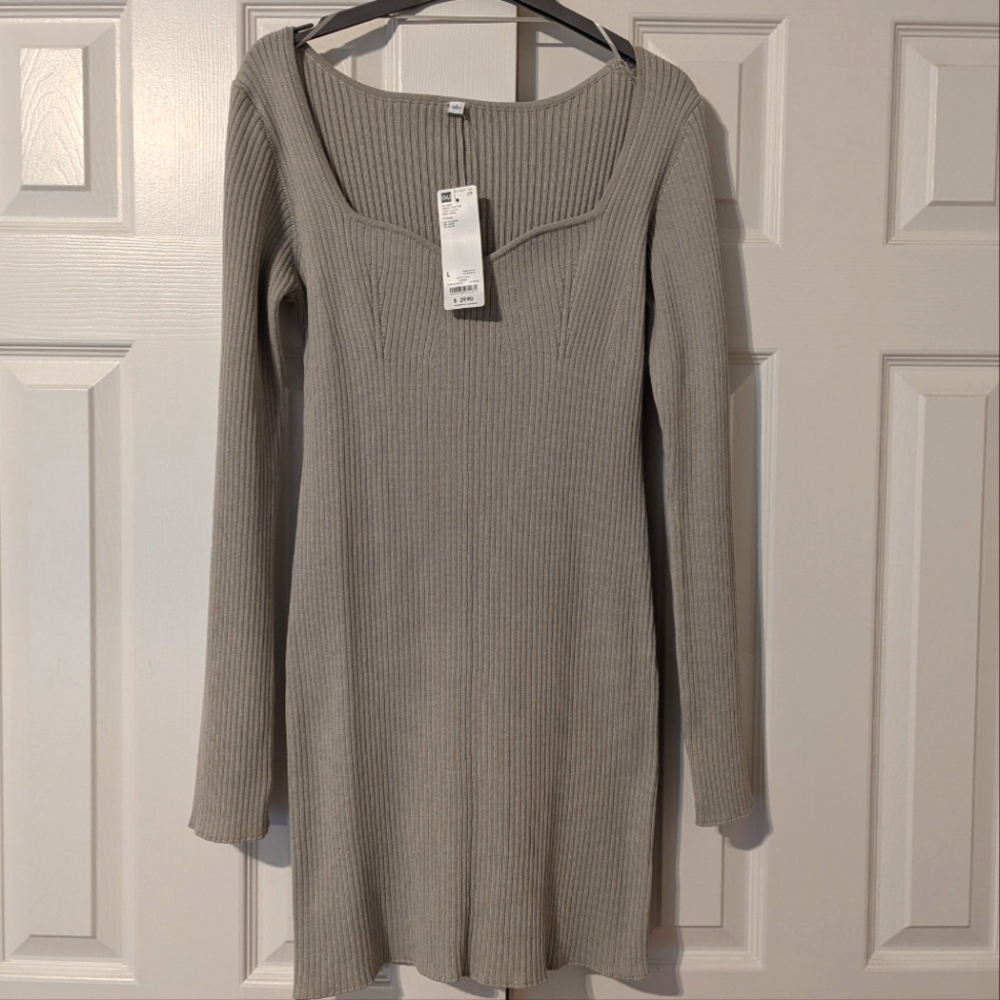 NWT GU Light Grey Ribbed Long Sleeve Sweater Body Con Dress